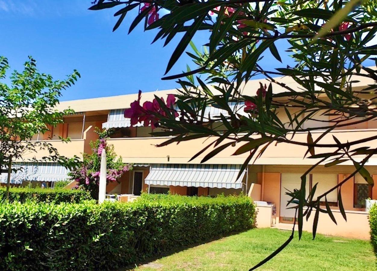 Isstravel, Holiday Homes In Marina Di Bibbona From 400 To 900 Meters From The Sea, Apartments 6 Beds With Private Outdoor Area Dış mekan fotoğraf