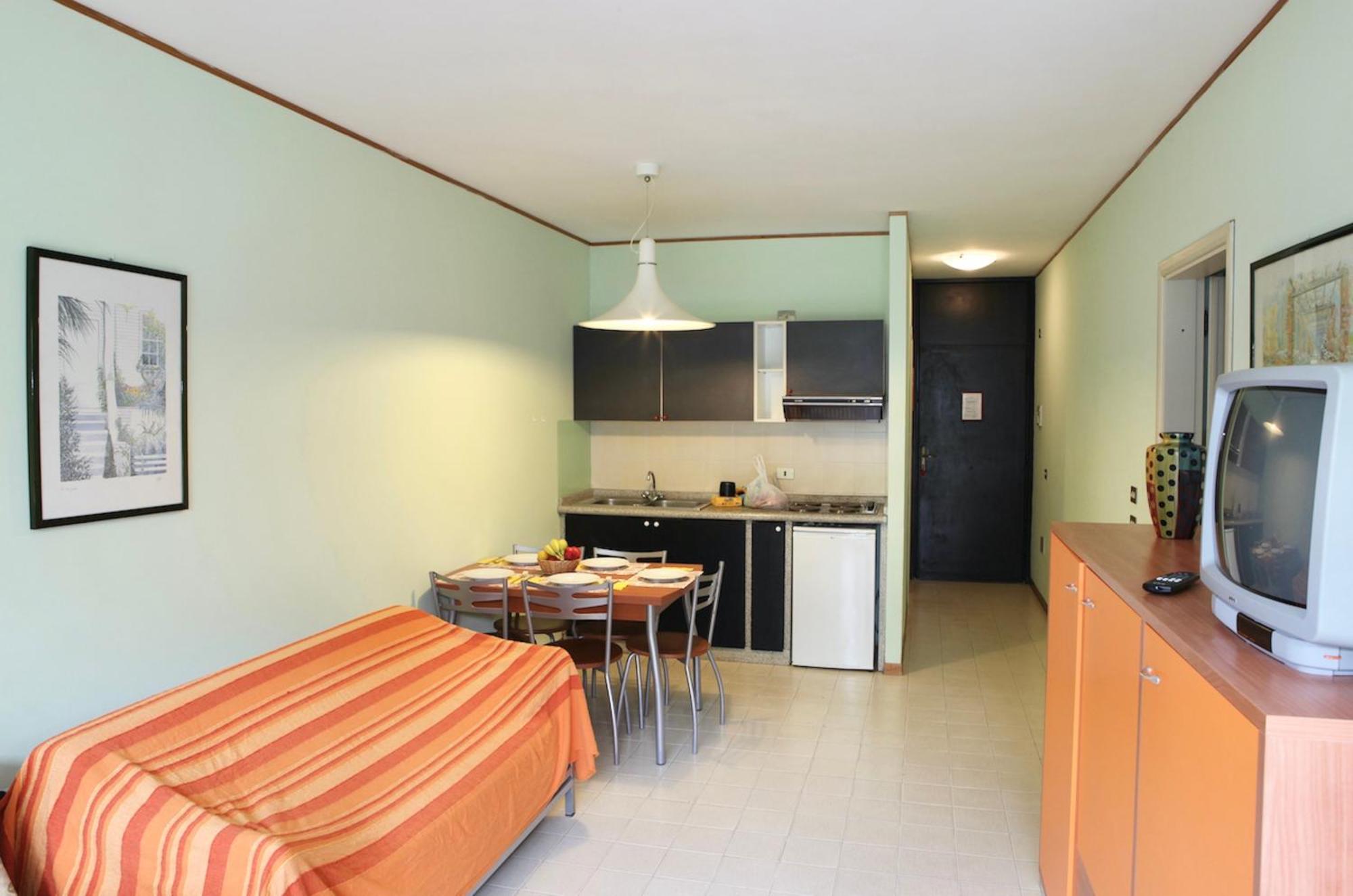 Isstravel, Holiday Homes In Marina Di Bibbona From 400 To 900 Meters From The Sea, Apartments 6 Beds With Private Outdoor Area Dış mekan fotoğraf